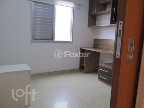 Image 7 - 884534