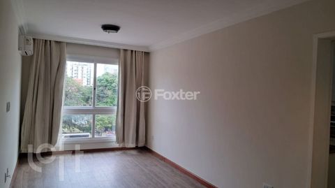 Image 7 - 884538