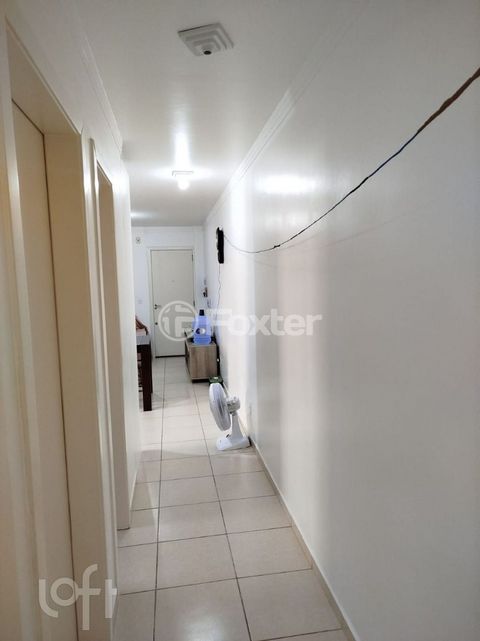 Image 11 - 884556