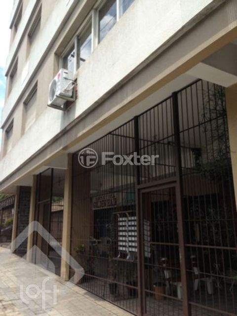 Image 3 - 884557