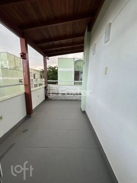 Image 3 - 884576