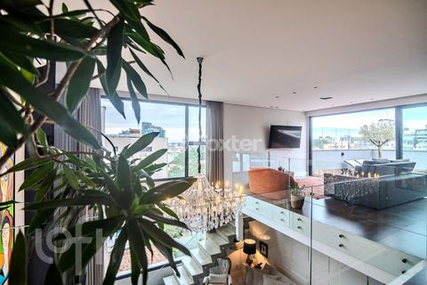 Image 9 - 884628