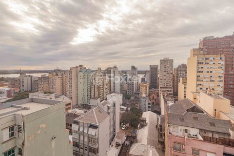 Image 14 - 884634