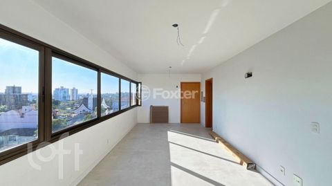 Image 8 - 884659