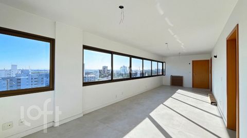Image 7 - 884659