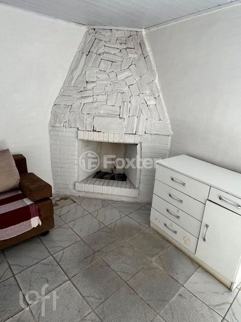 Image 9 - 884671