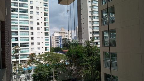Image 7 - 884707
