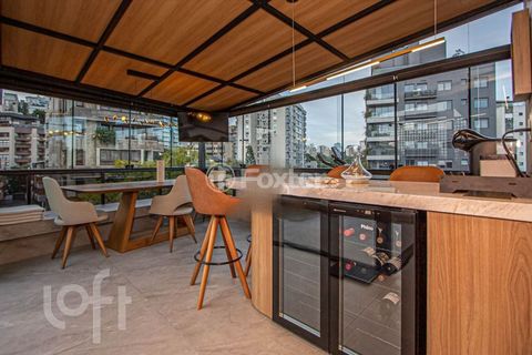 Image 9 - 884734