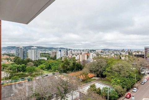 Image 10 - 884737