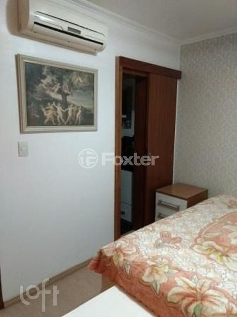 Image 9 - 884765