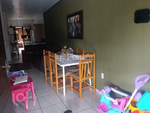 Image 11 - 884774
