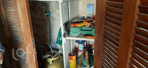 Image 9 - 884776
