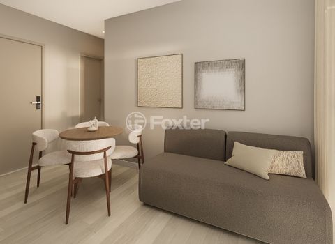 Image 7 - 884794