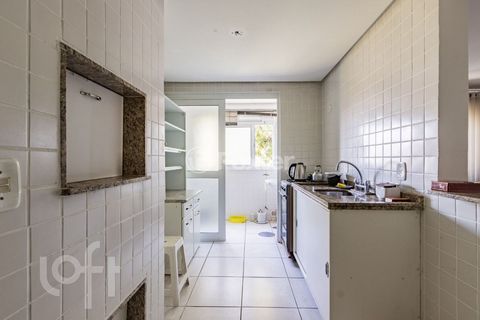 Image 16 - 884814