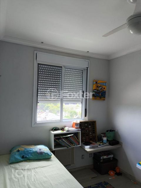 Image 3 - 884819