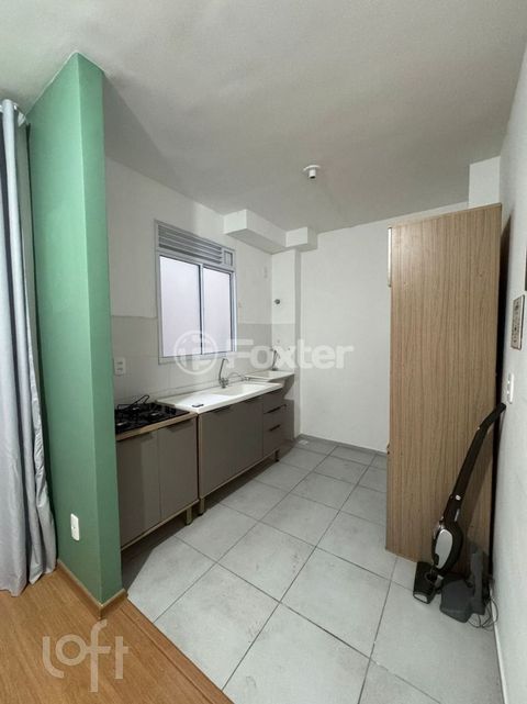 Image 3 - 884831