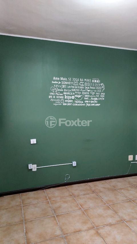 Image 3 - 884836