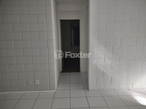 Image 1 - 884853