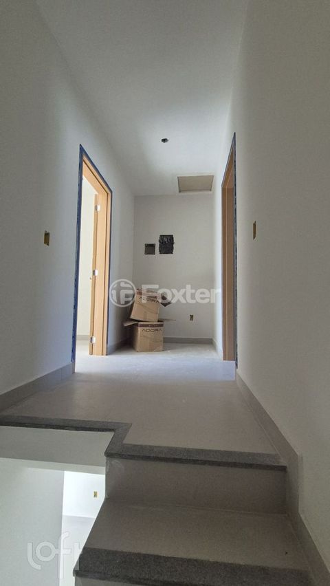 Image 17 - 884858