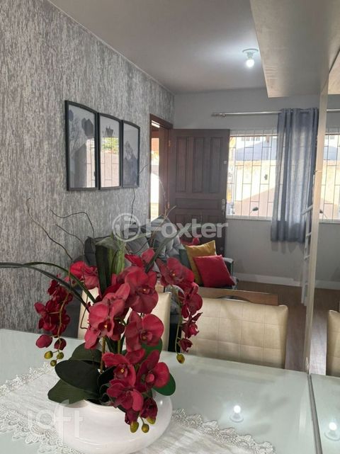 Image 7 - 884869