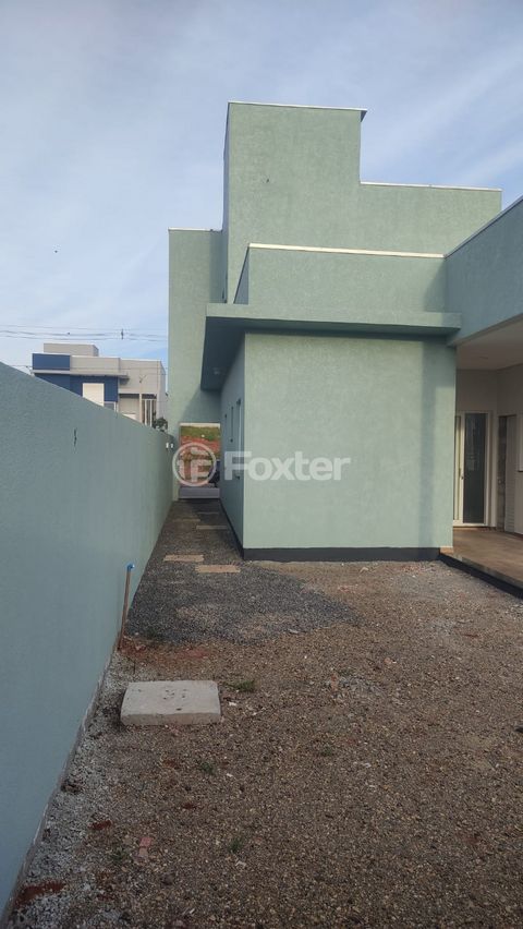 Image 8 - 884902
