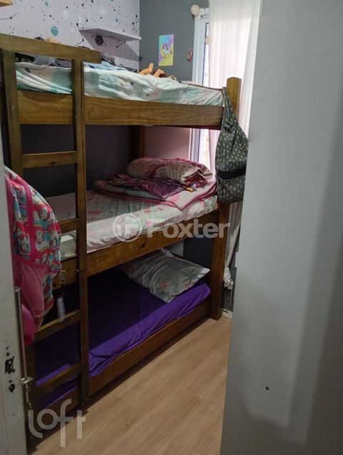 Image 7 - 884917