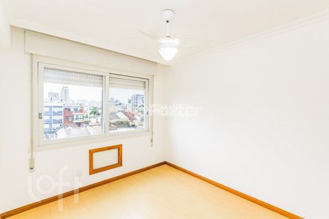 Image 7 - 884938