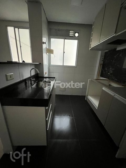 Image 1 - 885016