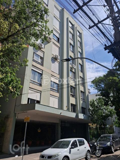Image 13 - 885018