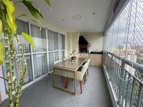 Image 11 - 885029