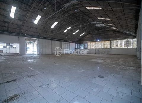 Image 9 - 885039
