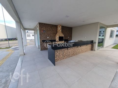 Image 10 - 885066