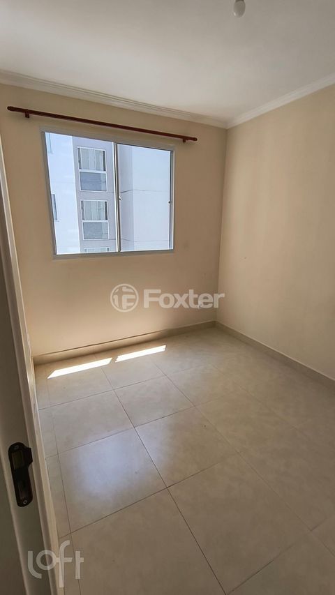 Image 7 - 885074