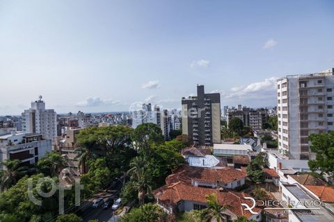 Image 15 - 885096