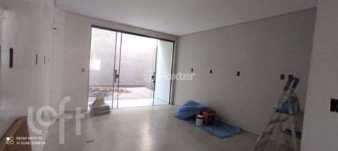 Image 6 - 885103