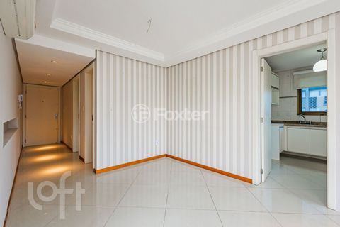 Image 4 - 885112