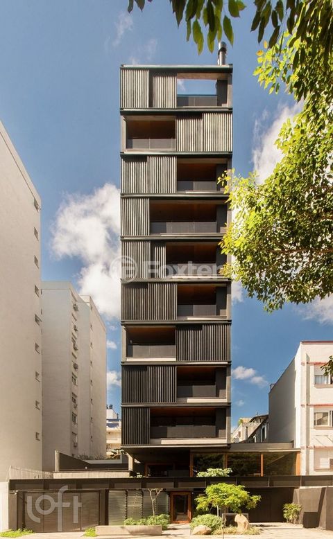 Image 10 - 885122