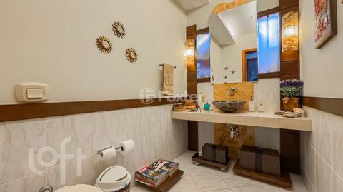Image 8 - 885123