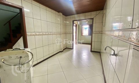 Image 4 - 885131