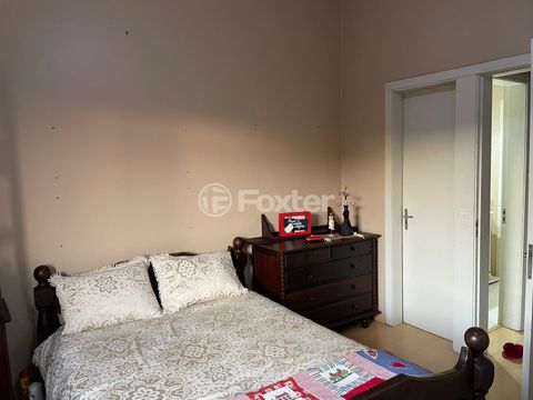 Image 7 - 885158