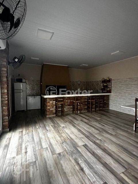 Image 7 - 885166