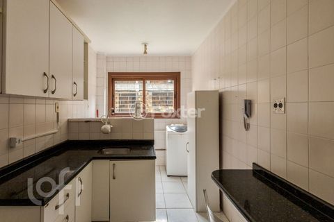 Image 11 - 885178