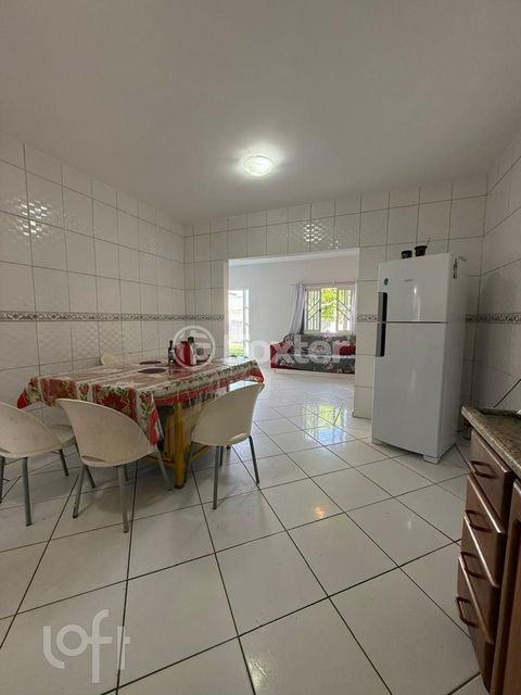 Image 3 - 885194