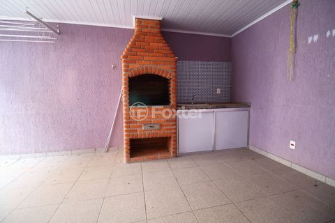 Image 19 - 885251