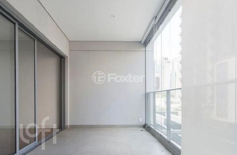 Image 7 - 885277