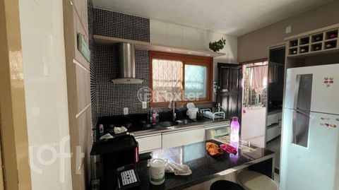 Image 7 - 885303