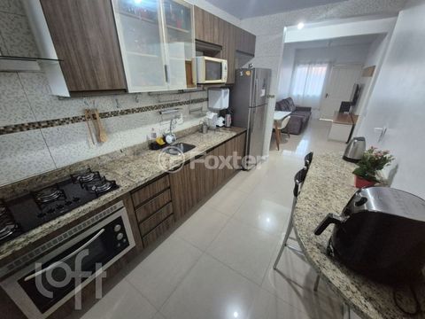 Image 4 - 885324