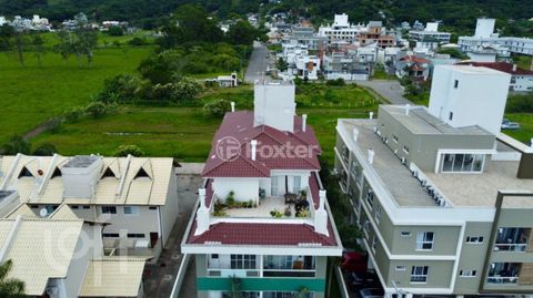 Image 7 - 885325