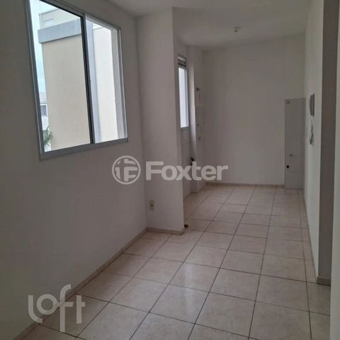 Image 9 - 885331
