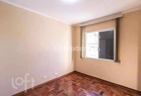 Image 7 - 885345